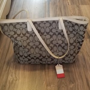 Coach Shoulder Handbag